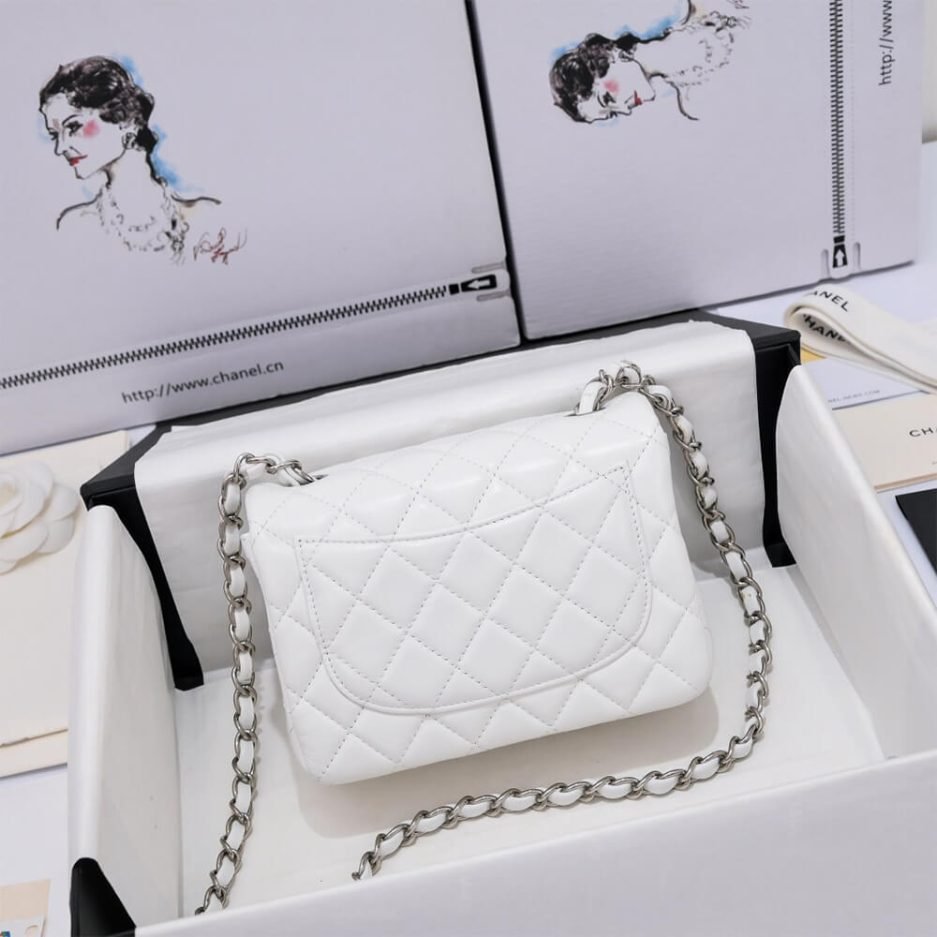 Chanel MINI FLAP BAG - Image 4