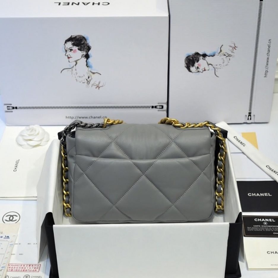CHANEL 19 HANDBAG - Image 4