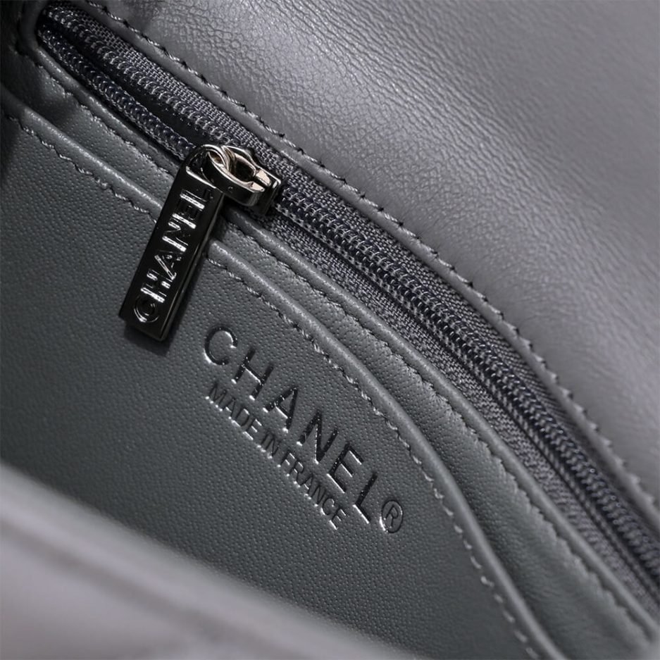 Chanel MINI FLAP BAG - Image 7